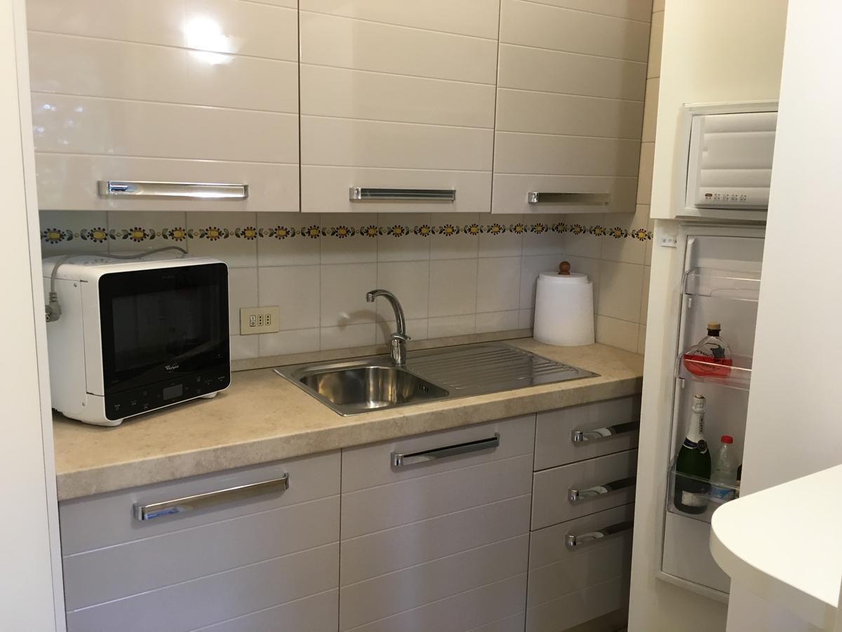 Sunset Apartment Сирмионе Екстериор снимка